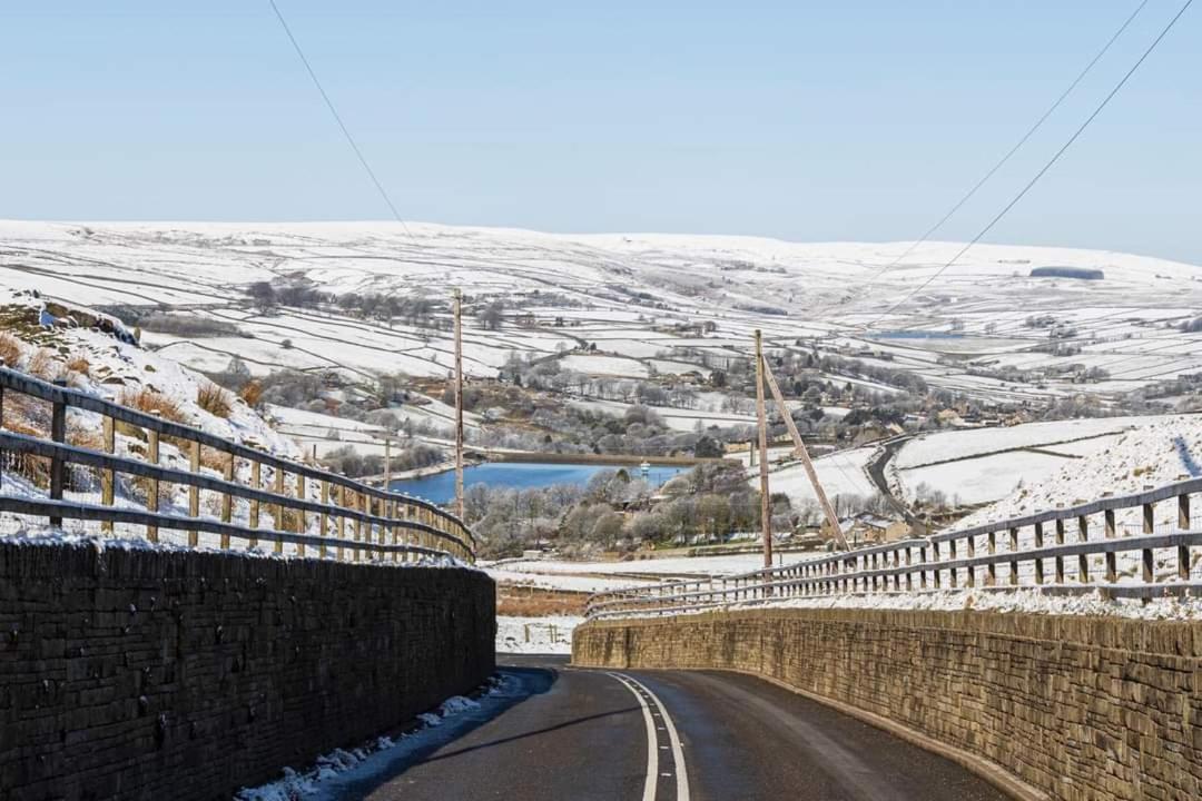 Stones Cottage Farm, Nr Haworth, Family Friendly, Work Friendly, Gaming Barn, Crafting, Free Wifi, Free Parking, Ev Point Oxenhope Eksteriør bilde